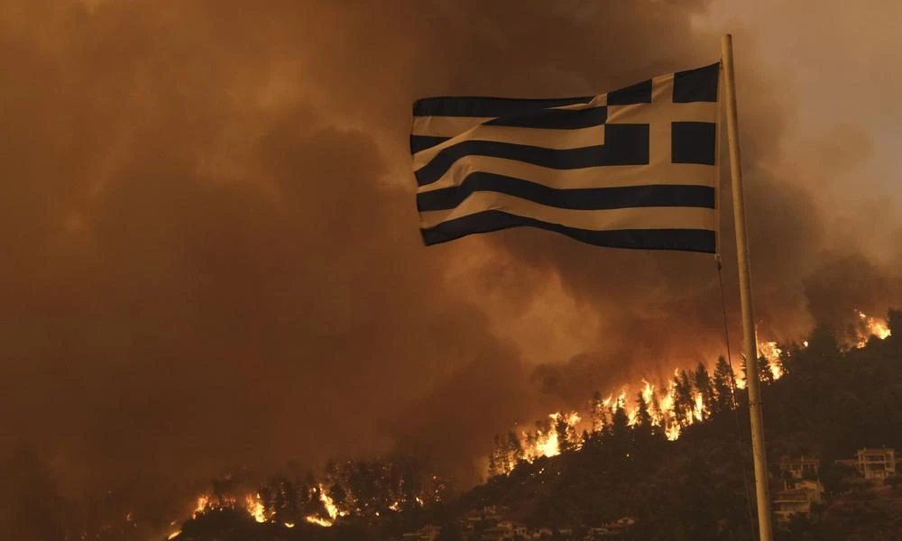 Κομισιόν: Οι φωτιές στην Ελλάδα ήταν οι μεγαλύτερες στην ιστορία της ΕΕ
